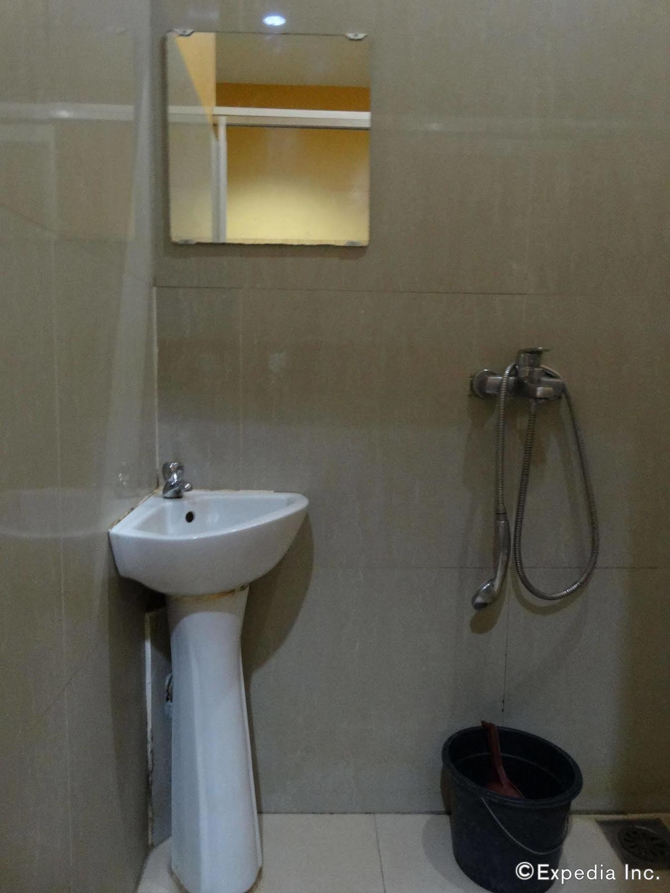 Daylight Inn Davao City Dış mekan fotoğraf