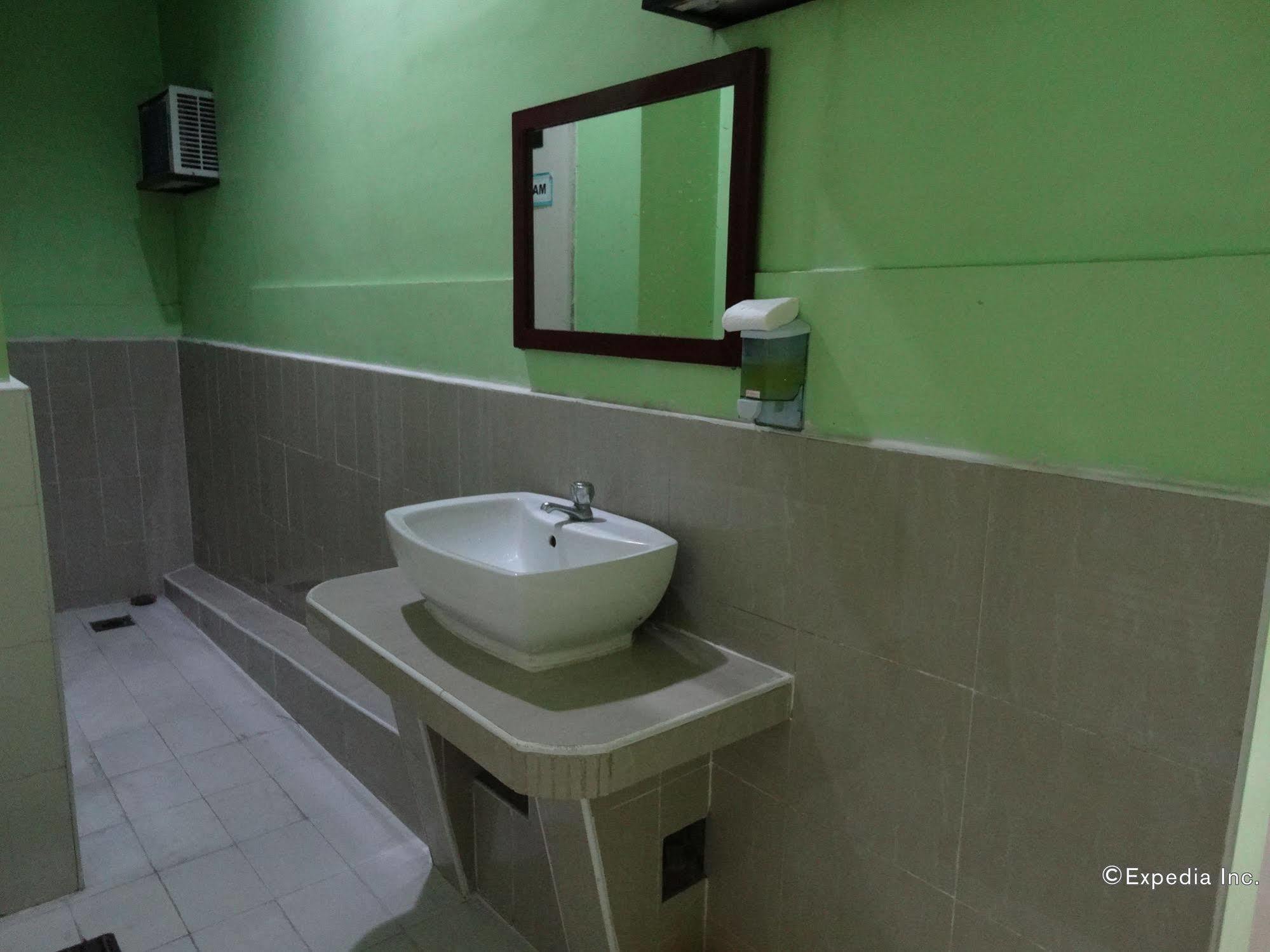 Daylight Inn Davao City Dış mekan fotoğraf