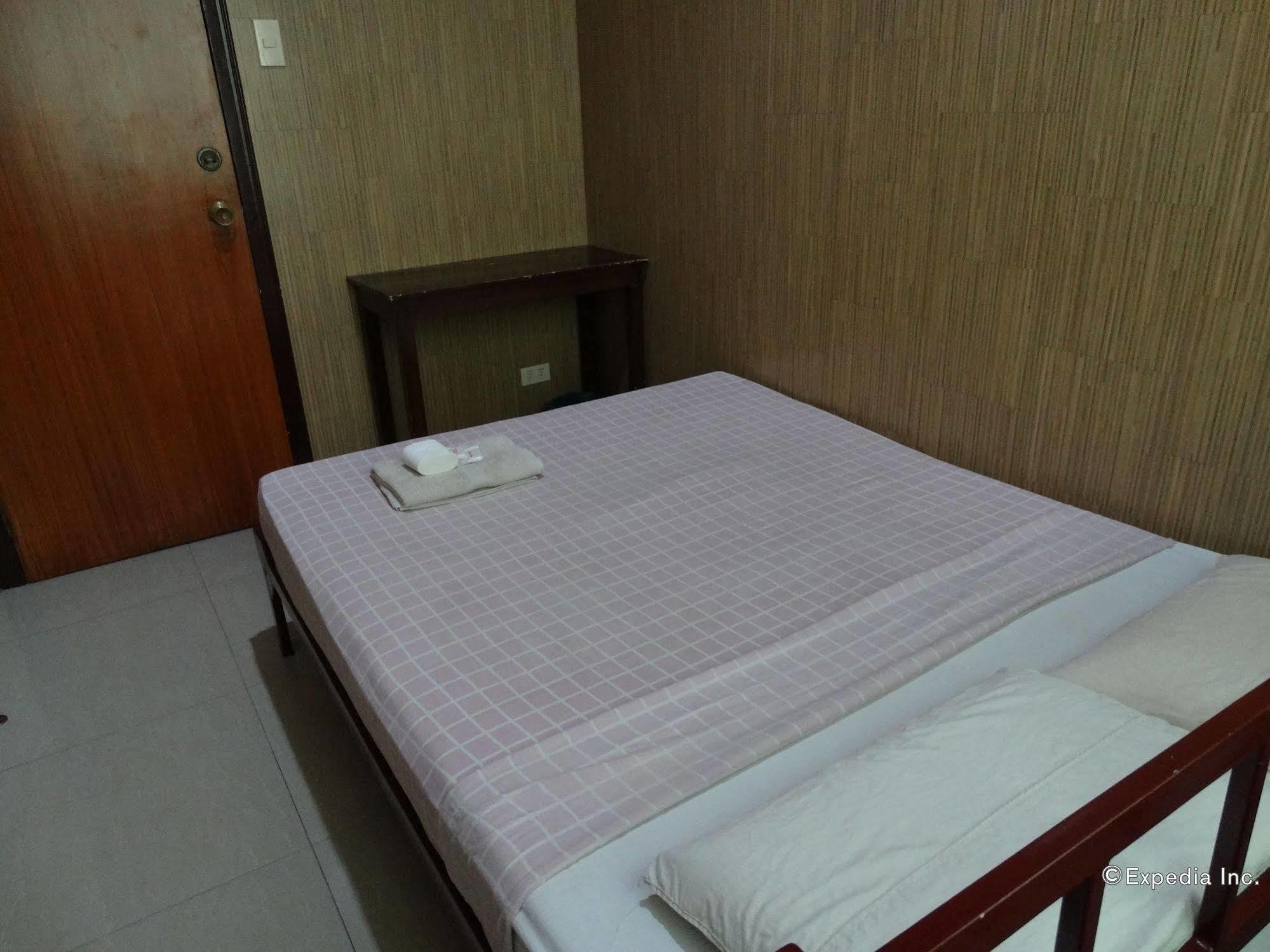 Daylight Inn Davao City Dış mekan fotoğraf