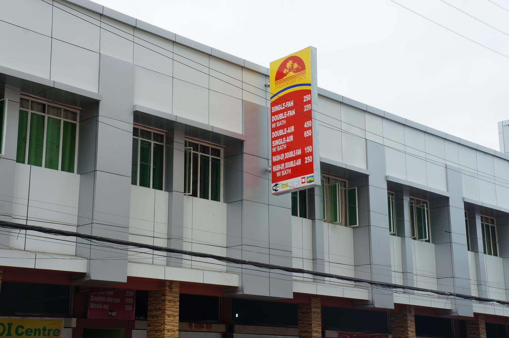 Daylight Inn Davao City Dış mekan fotoğraf